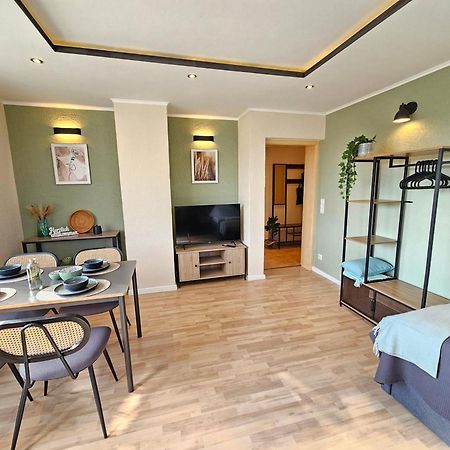 Neu Businessapp In Zentraler Lage Mit 3 Schlafzimmern Fuer Geschaeftsreisende Pendler Und Familien Naehe Sz See Salzgitter Exterior foto